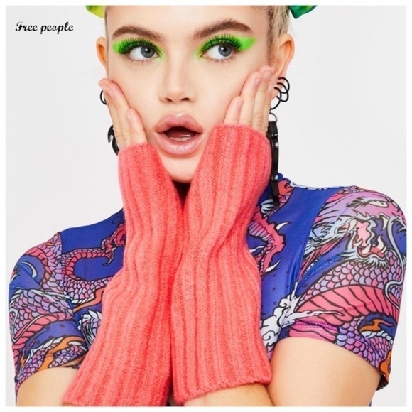 FREE PEOPLE-Arm Warmers Camel Color NWT - Picture 5 of 5